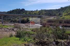 Very large hunting estate with several buildings and a main house Very large hunting estate with several buildings and a main house