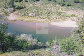 Very large hunting estate with several buildings and a main house Very large hunting estate with several buildings and a main house