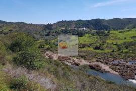Very large hunting estate with several buildings and a main house Very large hunting estate with several buildings and a main house