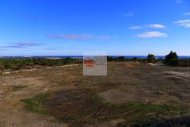 Superb plot on Monte Rei with 270 degree seaview Superb plot on Monte Rei with 270 degree seaview