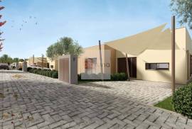 Excellent villa with 2 bedrooms and 2 bathrooms in Golf Resort. Excellent villa with 2 bedrooms and 2 bathrooms in Golf Resort.