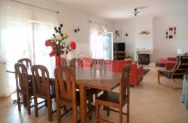 Large villa with a heated pool and mature Mediterranian garden, situated on a popular urbanization of Cerro Azul Large villa with a heated pool and mature Mediterranian garden, situated on a popular urbanization of Cerro Azul