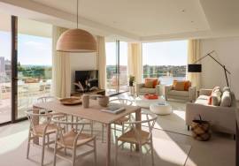 Modern apartment in Monte Rei, overlooking the Atlantic and golf course. Modern apartment in Monte Rei, overlooking the Atlantic and golf course.
