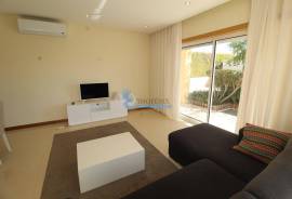 2+1 bedroom semi-detached house with pool and garage - Patroves- Albufeira 2+1 bedroom semi-detached house with pool and garage - Patroves- Albufeira