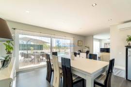 4 bedroom villa with heated pool, close to the beaches and golf courses of Albufeira