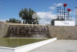 Property next to the Alqueva Dam