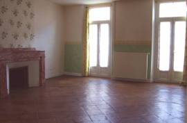 Building with Commercial Space and Apartments for Sale in Gaillac France Building with Commercial Space and Apartments for Sale in Gaillac France