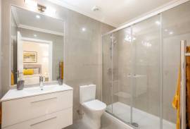 Modern 2 Bedroom Seaview Village Apartment on Boavista Golf & Spa, Lagos