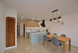 Spacious apartment |Pool | Parking | Renovated Spacious apartment |Pool | Parking | Renovated