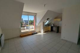 Flats / Apartments for rent - 2 rooms - 40 m2 - PLOERMEL - (56800) Flats / Apartments for rent - 2 rooms - 40 m2 - PLOERMEL - (56800)