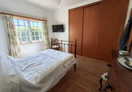 Well-Presented Detached House | 1,200m2 Plot | 30 Minutes from Lisbon Well-Presented Detached House | 1,200m2 Plot | 30 Minutes from Lisbon
