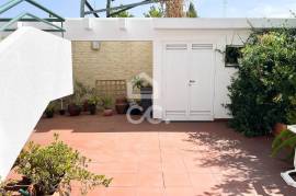 4+1 bedroom villa in Leça do Balio, Matosinhos, Porto, in a cul-de-sac, with garage for 3 cars 4+1 bedroom villa in Leça do Balio, Matosinhos, Porto, in a cul-de-sac, with garage for 3 cars