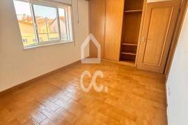 2 bedroom apartment with central heating, private attic and parking for a car located 300 M from the beach. 2 bedroom apartment with central heating, private attic and parking for a car located 300 M from the beach.
