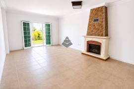 villa with swimming pool in Setúbal villa with swimming pool in Setúbal
