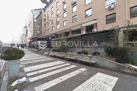 Osijek - City Center | Fully Equipped Hospitality Venue for Sale with an Attractive Terrace