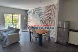 ZONA FUNIVIA – Appartamento in villa arredato a nuovo, 1°p. s/a – 60mq ca. + verandina + giardinetto