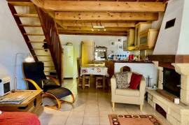 Charming 18th Century Village House, Entirely Renovated, With 2 Bedrooms And A Sunny Terrace.