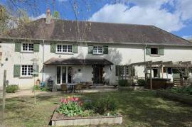 For Sale - Secluded Country Home 1Ha of Land - Chaillac - 36