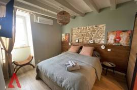 7 room, 218m2 Stone house for sale in Gabian - 535 000 € * 7 room, 218m2 Stone house for sale in Gabian - 535 000 € *