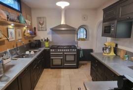 7 room, 218m2 Stone house for sale in Gabian - 535 000 € * 7 room, 218m2 Stone house for sale in Gabian - 535 000 € *