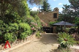 7 room, 218m2 Stone house for sale in Gabian - 535 000 € *