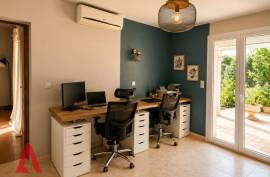 5 room, 140m2 House for sale in Laurens - 440 000 € * 5 room, 140m2 House for sale in Laurens - 440 000 € *