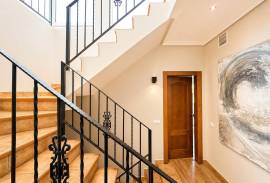 listing listing