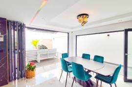 listing listing