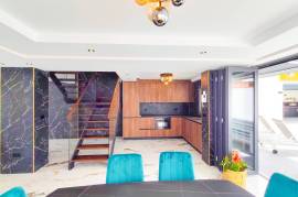 listing listing