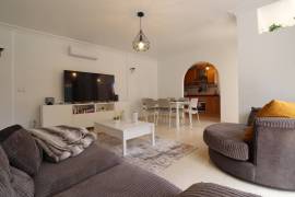 listing listing