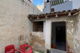 listing listing