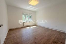 Rijeka, Zamet, FOR RENT, commercial space, 86 m², terrace, sea view