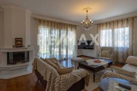 Maisonette 570 sq.m for sale
