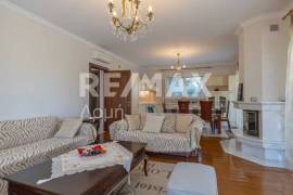 Maisonette 570 sq.m for sale