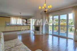 Maisonette 570 sq.m for sale