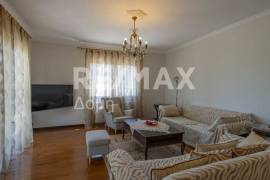 Maisonette 570 sq.m for sale