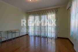 Maisonette 570 sq.m for sale