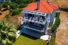 Maisonette 570 sq.m for sale