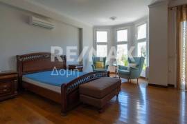 Maisonette 570 sq.m for sale