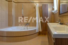 Maisonette 570 sq.m for sale