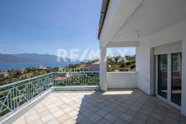 House 182 sq.m for sale