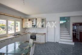 House 182 sq.m for sale