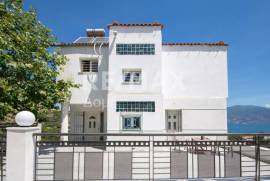 House 182 sq.m for sale