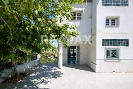 House 182 sq.m for sale