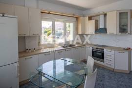 House 182 sq.m for sale