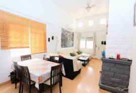 listing listing