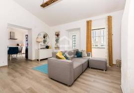 23,000 sqm Farmhouse w/ Renovated 3 Bedroom Villa, Pool and Olive Grove | Bacelo, Évora