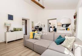 23,000 sqm Farmhouse w/ Renovated 3 Bedroom Villa, Pool and Olive Grove | Bacelo, Évora
