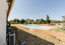 23,000 sqm Farmhouse w/ Renovated 3 Bedroom Villa, Pool and Olive Grove | Bacelo, Évora