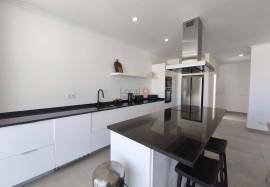 3 Bedroom villa overlooking Lagos and the bay